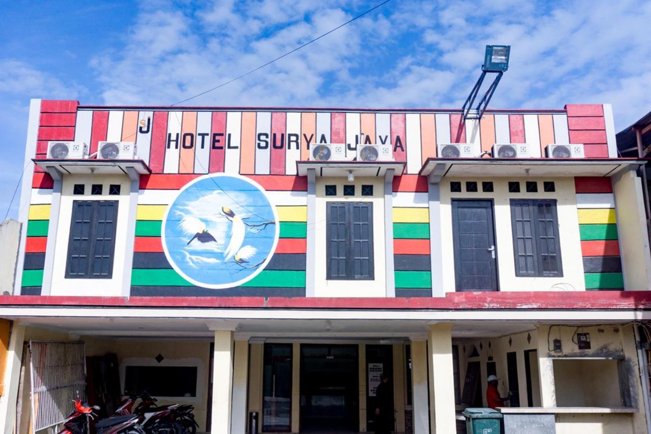 RedDoorz near Sentani Airport Jayapura Hotel Bagian luar foto